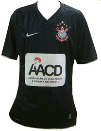Camisa com logotipo da AACD