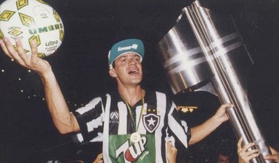 Túlio, a bola e Taça do Camp. Brasileiro (1995)