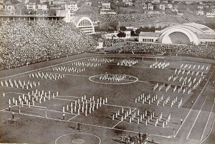 Inauguração do Estádio do Pacembu em 27-04-1940