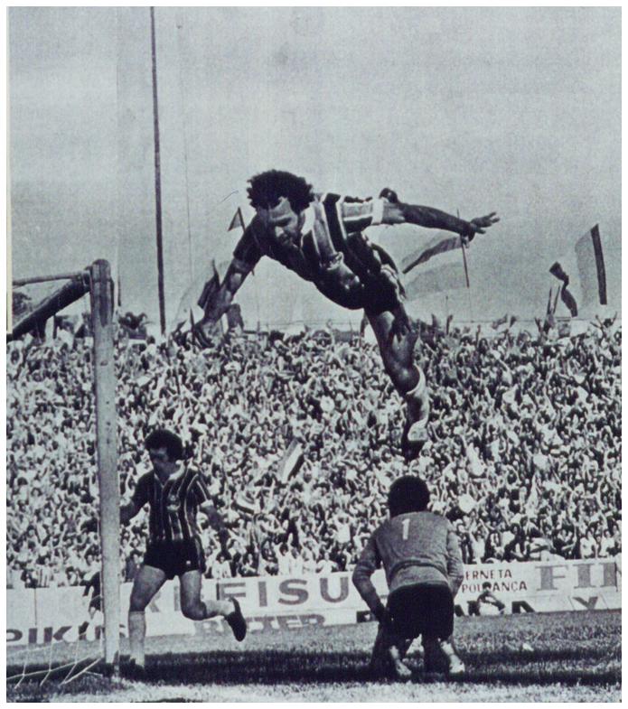 O famoso salto de André catimba pelo Gauchão de 1977